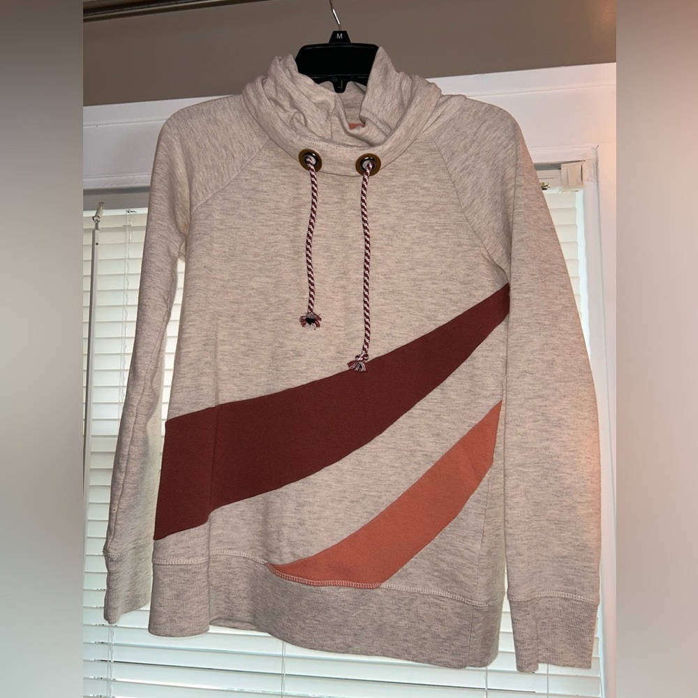 Patterned hoodie